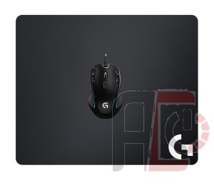 Mouse + Mouse Pad: Logitech Gear Up G300S + G240 Gaming